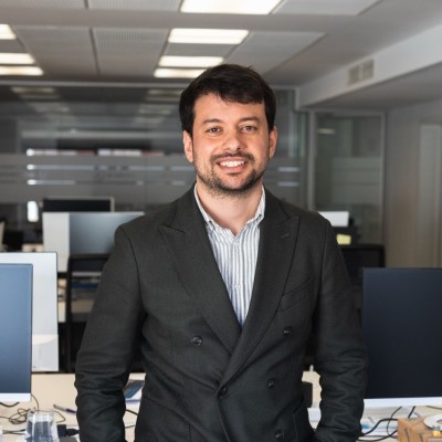 Rafael Grande, formador en IA para equipos comerciales inmobiliarios